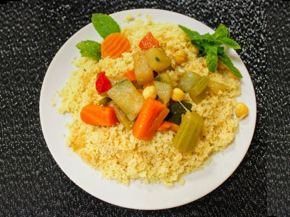 Image de bouillonde couscous ET VIANDE (2 part bouillon + semoule + viande)